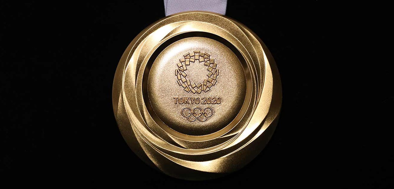 ميداليات طوكيو 2020 الأولمبية ، المصنوعة من الهواتف المعاد تدويرها ، موجودة هنا
