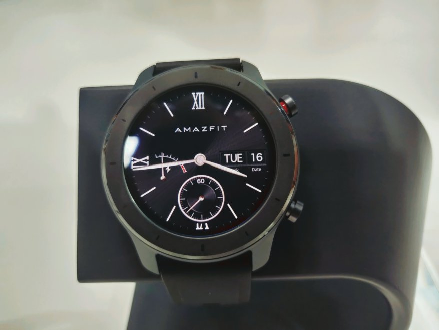 قدمت الشركة المصنعة Xiaomi ساعة ذكية Amazfit GTR: NFC و GPS وما يصل إلى 74 يومًا من العمل 1