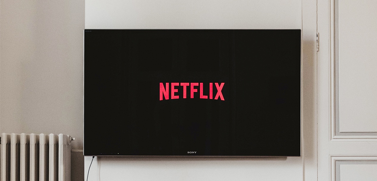 تصبح زيادة الأسعار على Netflix للمستخدمين المسجلين حقيقة واقعة: نخبرك بموعد تأثيرها عليك