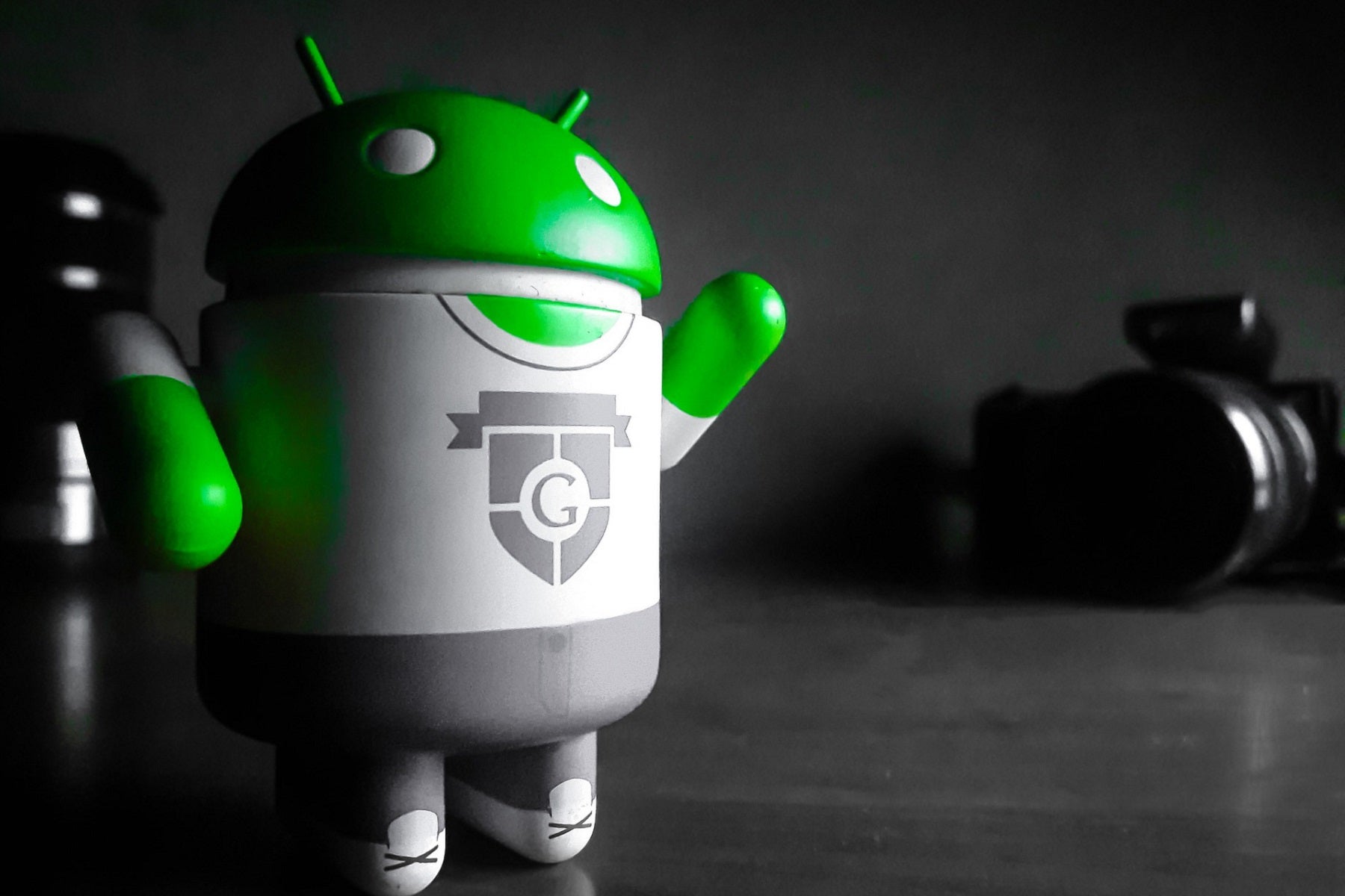 Android: كيف تكون مستخدم ROOT دون تغيير أي شيء على هاتفك المحمول
