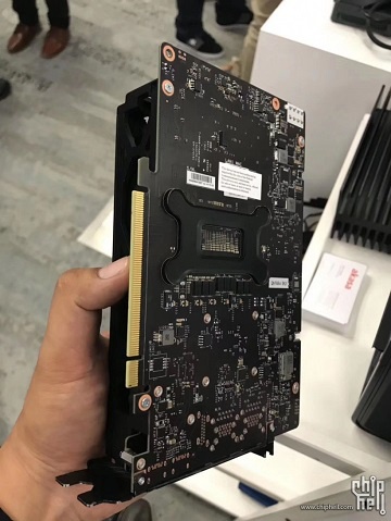Canyon-NUC Quartz هي السلسلة الأولى من أجهزة الكمبيوتر المصغرة Intel Xeon 3
