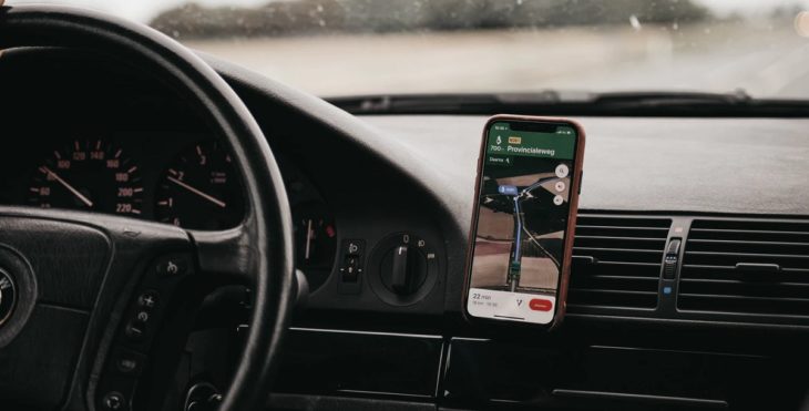 5 نصائح للاستخدام Google Assistant بأمان أثناء القيادة