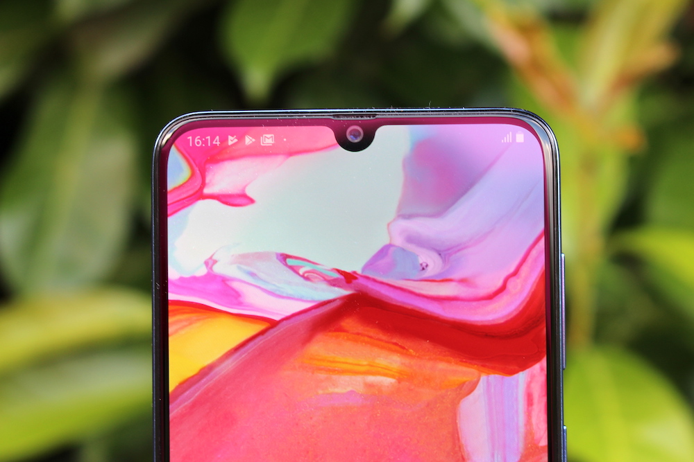 Samsung A70 Review - 2019 Pixel 3a Killer 1