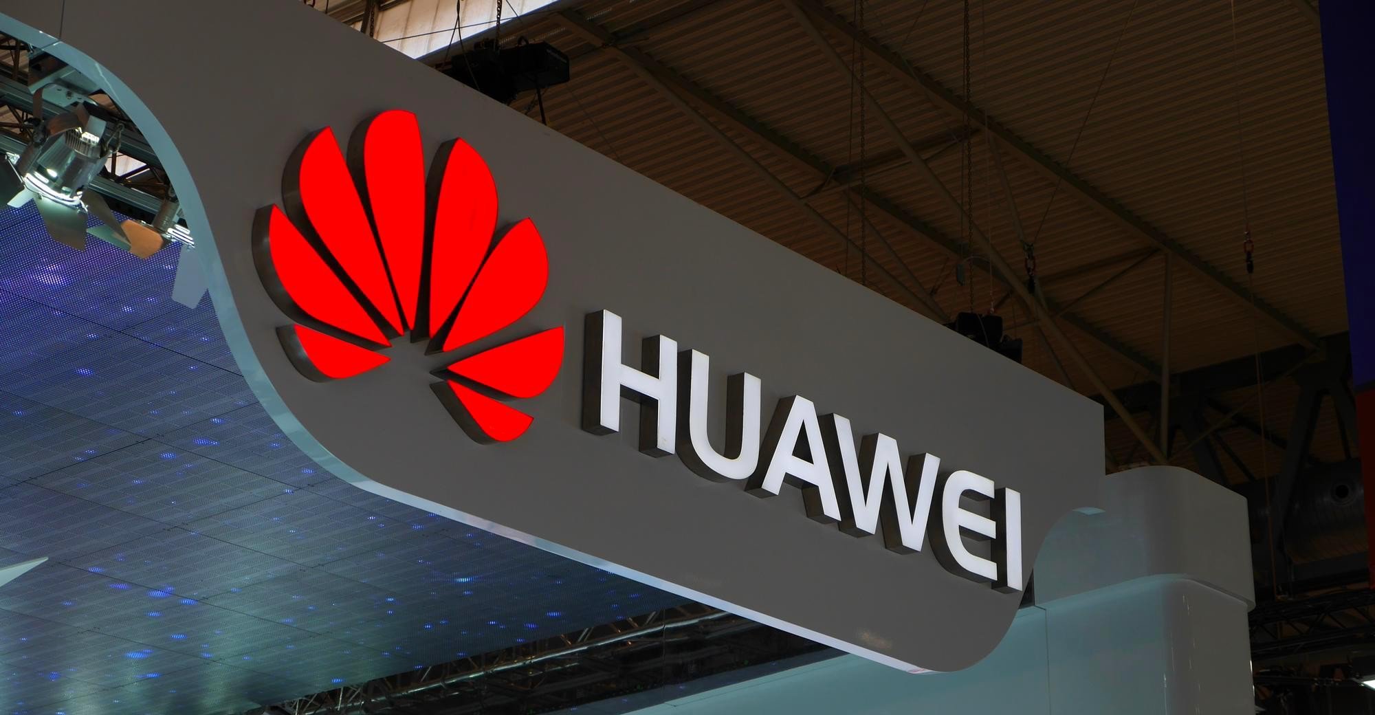 تدعي Huawei أنها مستعدة قبل تمديد حق النقض في الولايات المتحدة