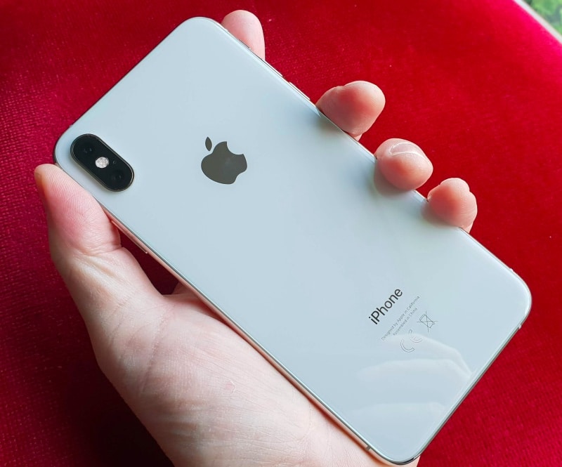أبلغ عن: Apple يزيل ميزة المراسلة دون اتصال لـ 'Walkie Talkie' لـ iPhone