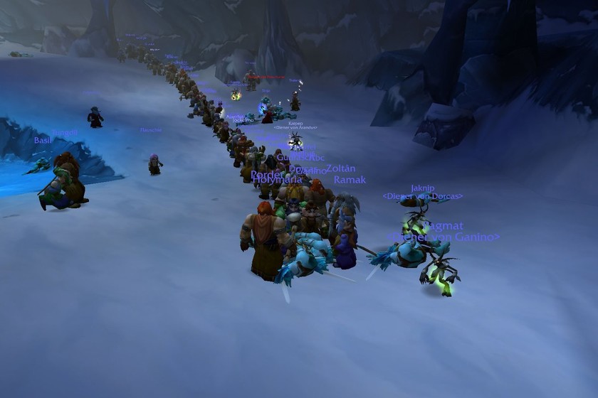 يقوم لاعبو World of Warcraft بتكوين صفوف كيلومتر للقضاء على عدو واحد