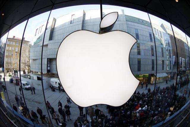 Apple دفعت سامسونج 683 مليون دولار لأهداف OLED المفقودة