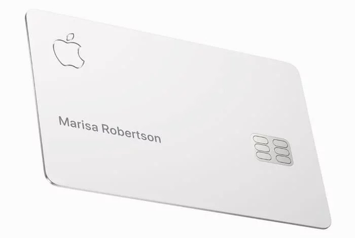 Apple  بطاقة الائتمان
