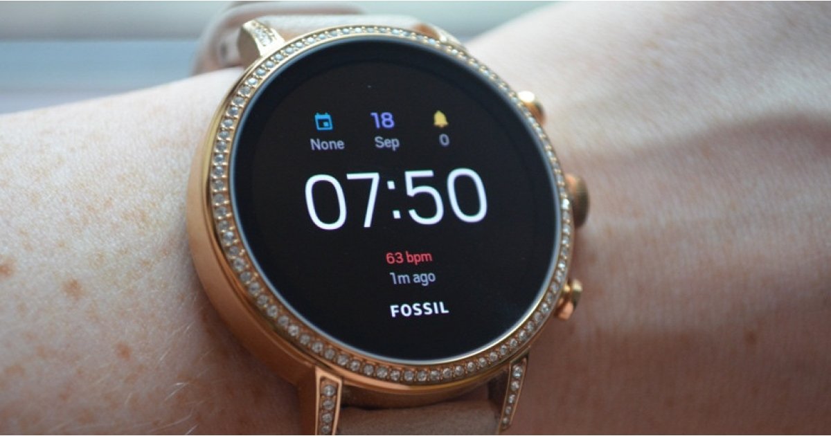 ساعة ذكية Fossil Q Venture HR الأنيقة تصل إلى 150 دولار