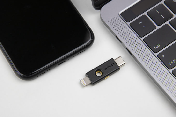 مفتاح الأمان الجديد لـ Yubico يعمل مع كل من USB Type-C و Lightning