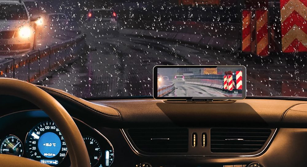 يعد نظام Lanmodo Vast Pro نظام رؤية ليلية 1080p لسيارتك