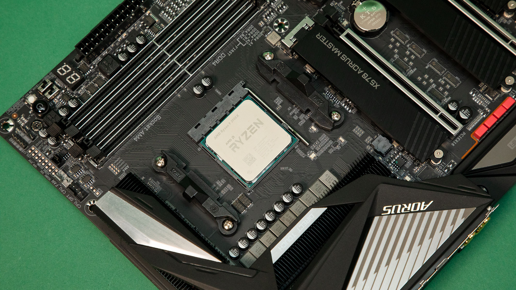 يمكن لشائعات AMD Ryzen 5 3500 أن تستخرج وحدات المعالجة المركزية من إنتل التي تمر بهذا التسريب 1