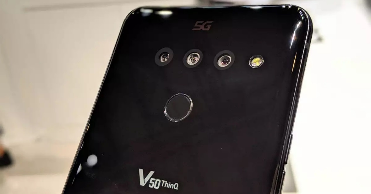 يتحرك جهاز LG V50 بالفعل مع نظام Android 10: الصور الأولى لأحدث المستجدات