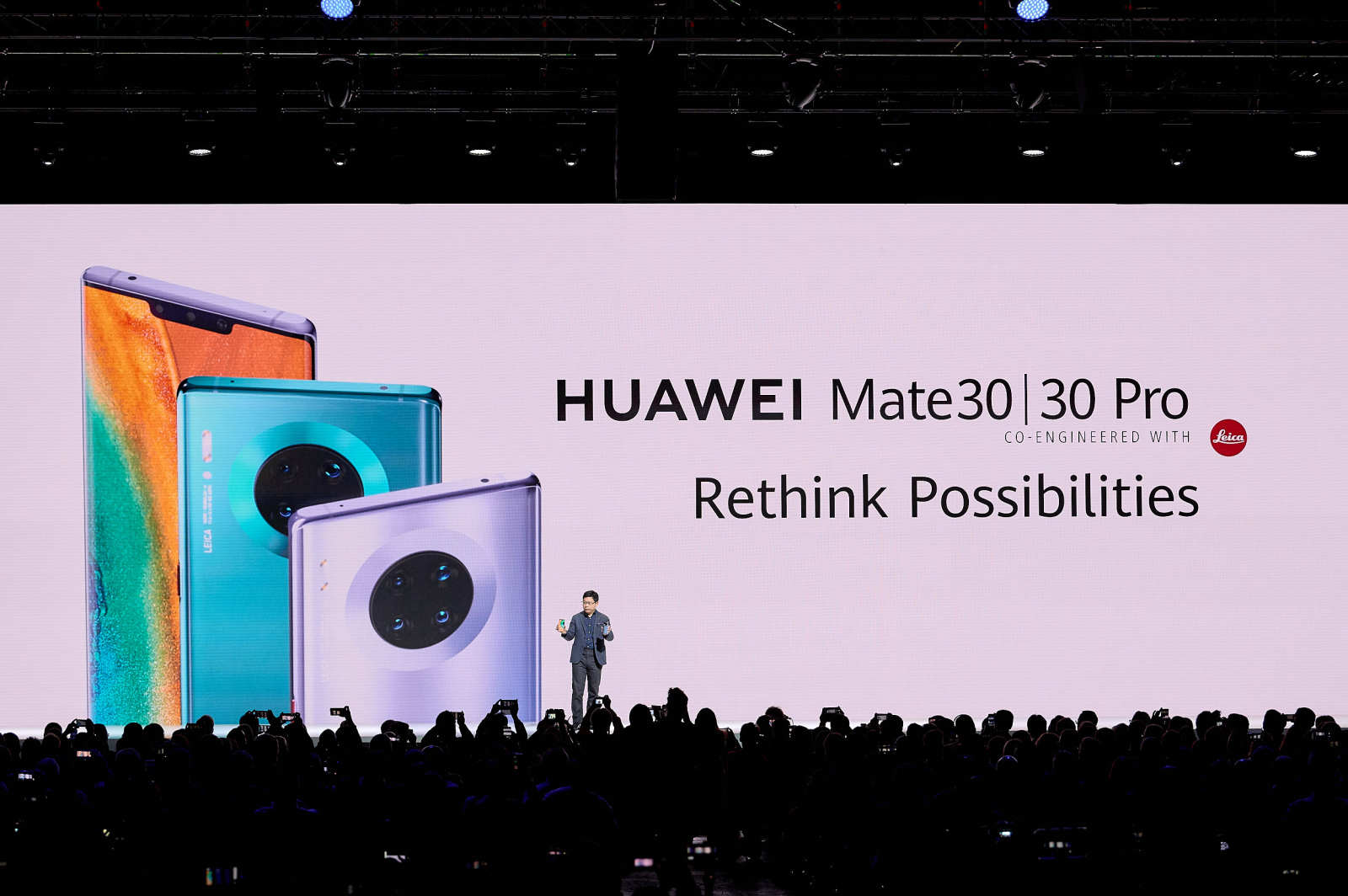 تواجه Huawei مستقبلاً غامضاً بدون خدمات Google