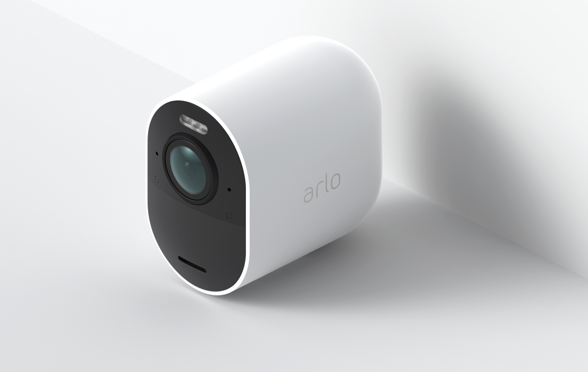 يضيف Arlo Pro 3 2K HDR ، أضواء كاشفة وصفارات الإنذار إلى كاميرا الأمن اللاسلكية