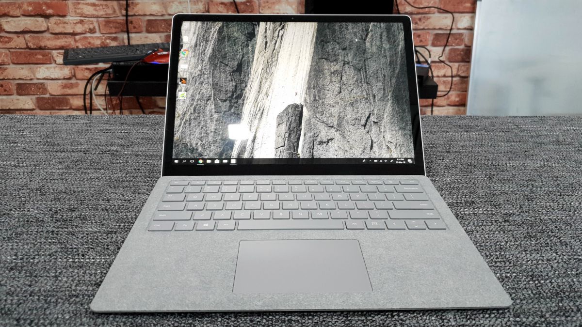 قد يحتوي Microsoft Surface Surface 3 على معالج AMD Ryzen ذي 8 نواة
