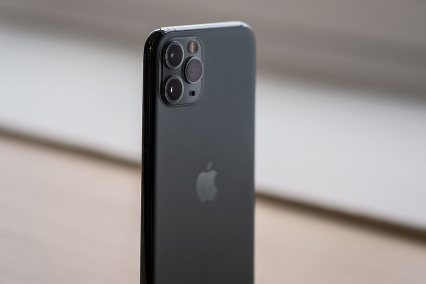يقول مينغ تشي كوو إن جهاز iPhone 2020 سيكون له إطار معاد تصميمه مماثل لإيفون 4