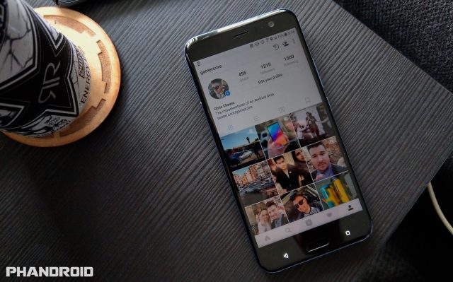 Instagram testing out an AMOLED dark theme on Android