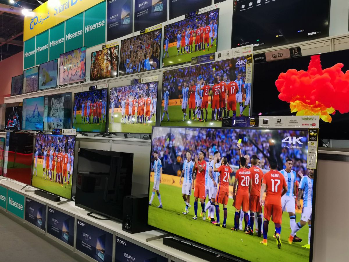تعد مبيعات أجهزة التلفاز المستعملة ضخمة وتنمو بوتيرة أسرع من مبيعاتها المباشرة في الإمارات