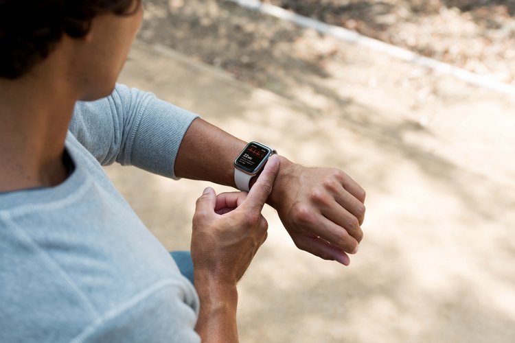 Apple Watch السلسلة 4 تحصل على دعم ECG في الهند