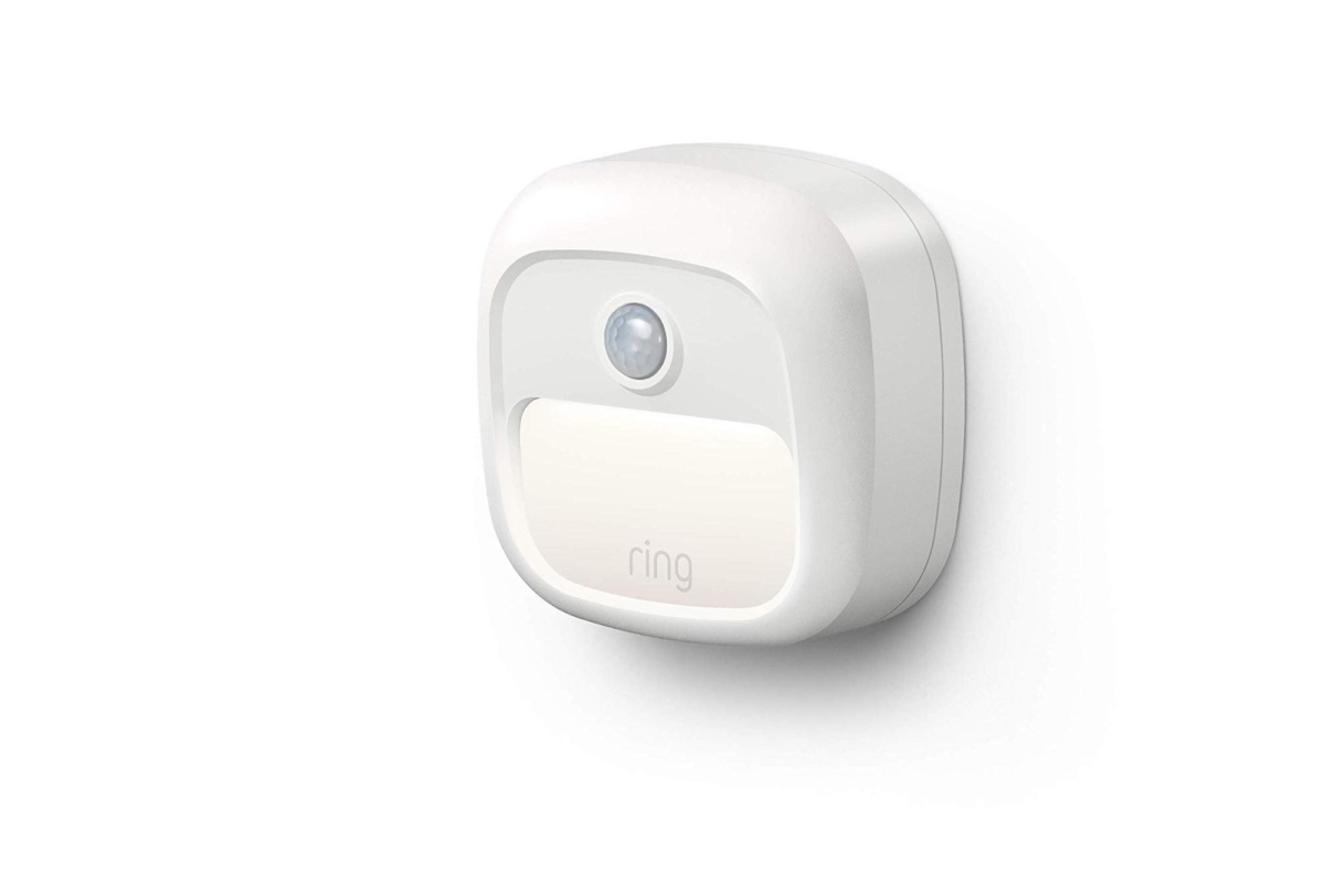 Ring الإضاءة الذكية Steplight مراجعة البطارية: باهظة الثمن ، ولكنها جديرة بالاهتمام للمنازل في النظام البيئي Ring