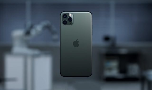 iPhone 11 Pro Max مقابل منافسيه Android