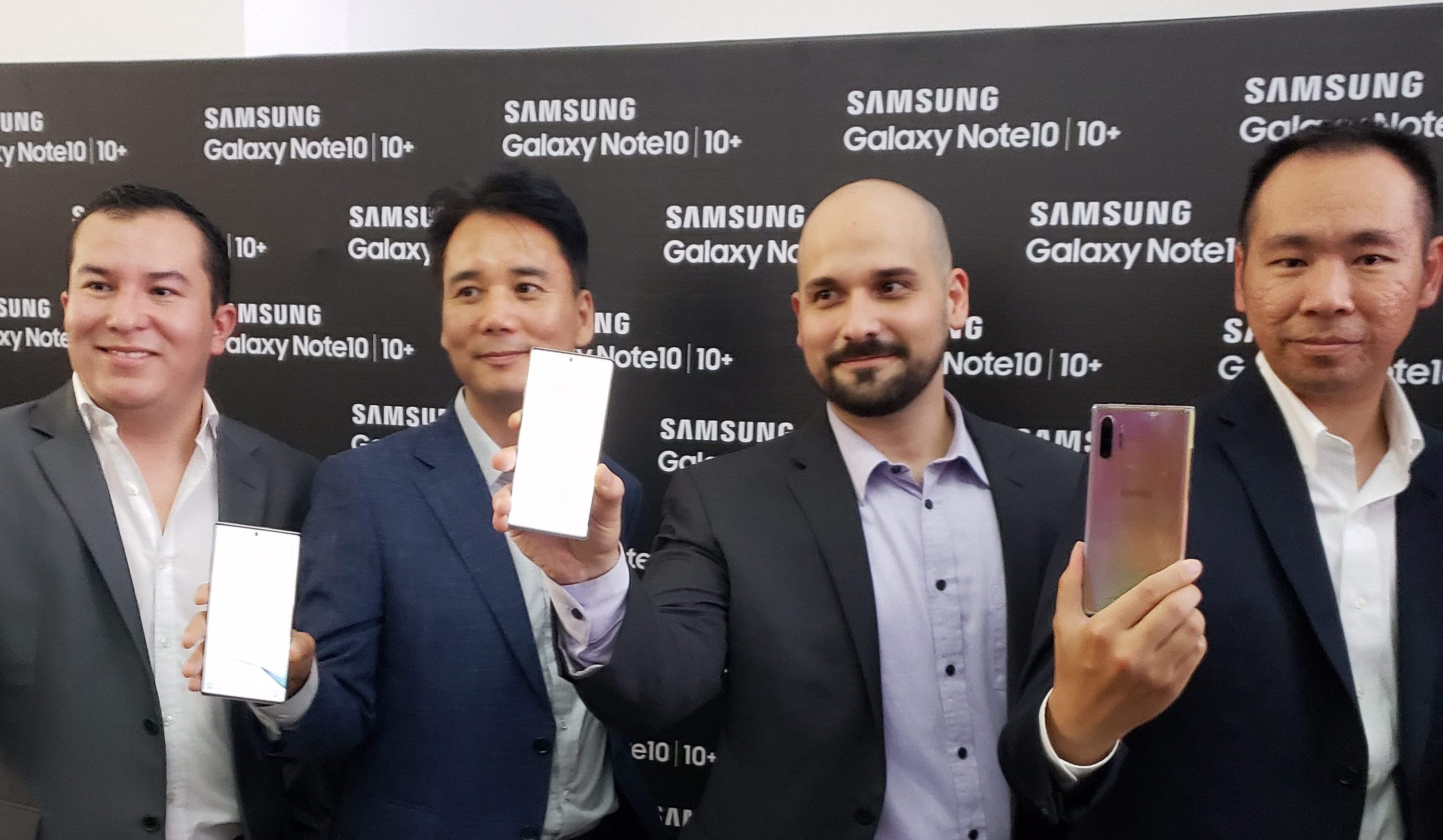 الجديد Galaxy يصل Note10 إلى غواتيمالا - Samsung Newsroom أمريكا اللاتينية