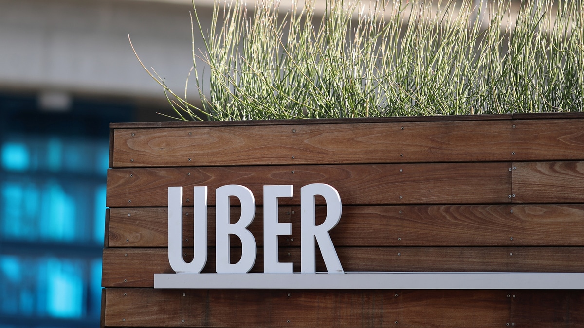 Uber Lays Off More Staff as It Seeks a Route to Profit