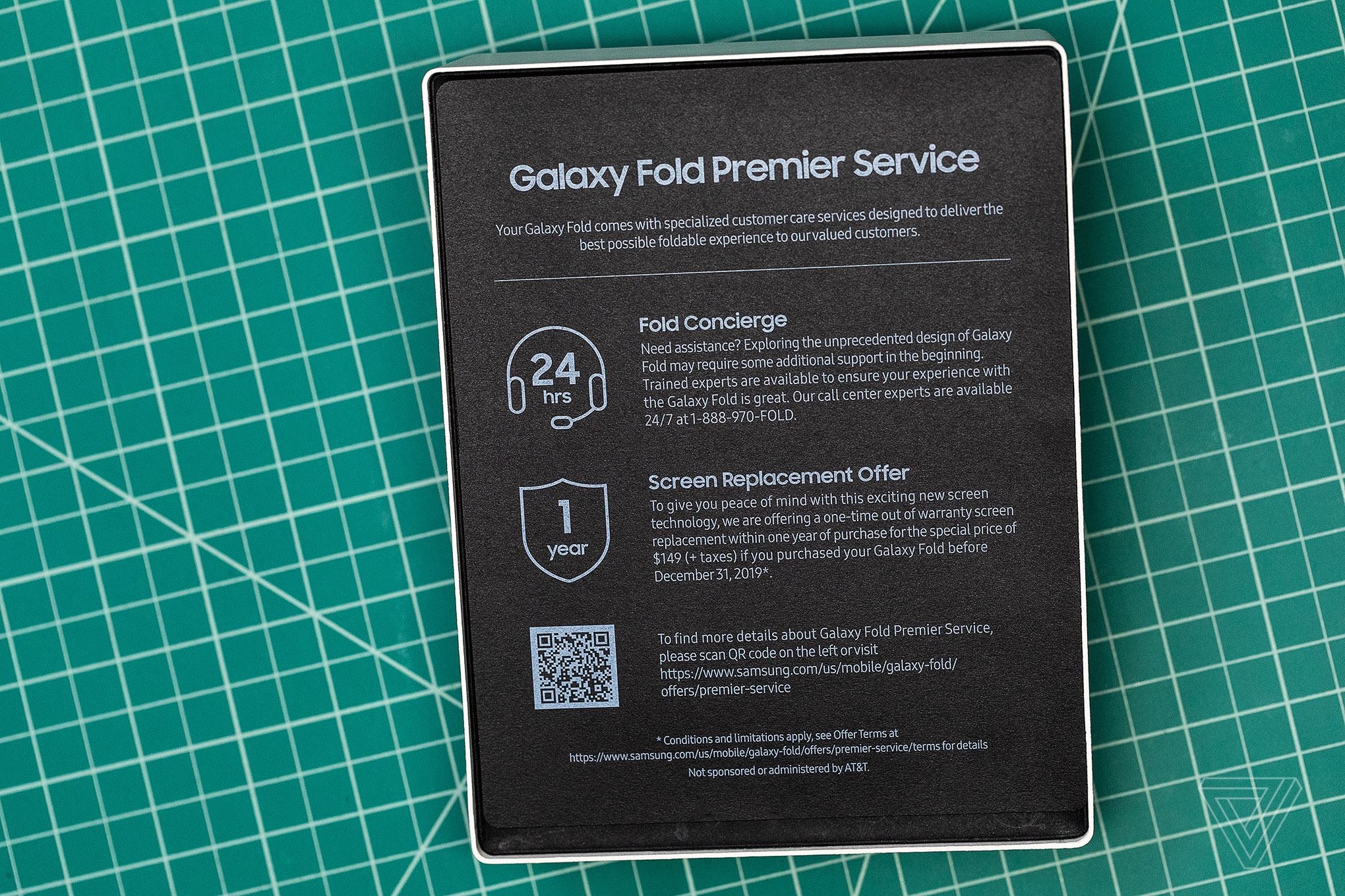 سوف سامسونج تحل محل كسر الخاص بك Galaxy Fold  الشاشة مرة واحدة في 149 دولار