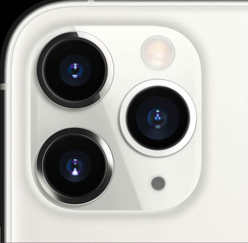 iPhone 11 Pro Max Camera Bump