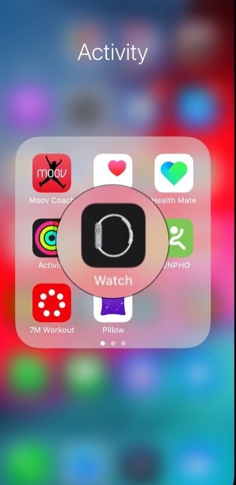 تطبيق Spotify قيد التشغيل Apple Watch