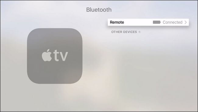 التحقق من Apple مستوى بطارية جهاز التحكم عن بعد في التلفزيون