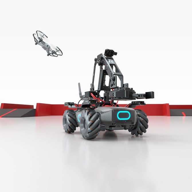 أطلقت DJI RoboMaster EP Core ، وهو روبوت تعليمي متوافق مع LEGO 4