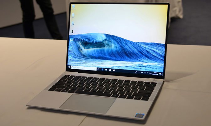 تقدم Huawei جهاز MateBook X Pro ، وهو كمبيوتر دفتري مزود بكاميرا ويب على لوحة المفاتيح 3