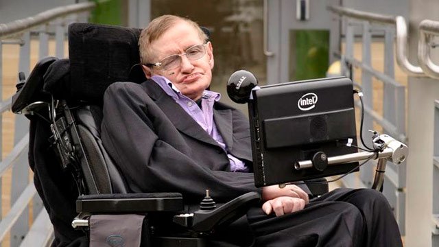Stephen Hawking alerta que IA pode ser o pior evento da humanidade e temos que nos preparar