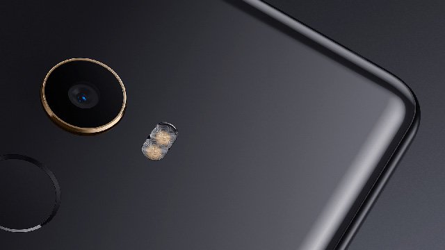 Novo smartphone Xiaomi Chiron aparece no GFXBech com Snapdragon 835 e tela 16.5:9