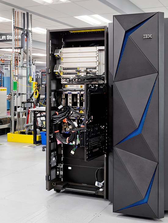 يقوم الحاسوب الرئيسي الجديد لشركة IBM بتشفير جميع البيانات الممكنة لمحاربة المتسللين 2