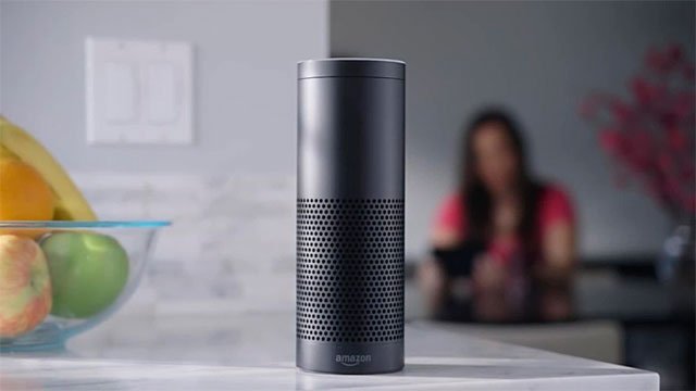 Amazon nega que IA Alexa possa ligar para polícia em caso de violência doméstica