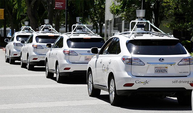Califórnia pretende permitir o teste de carros autônomos sem ninguém na cabine