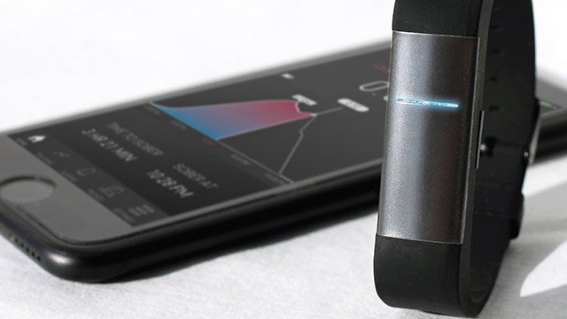 Proof é a nova smartband que mede o álcool no seu sangue
