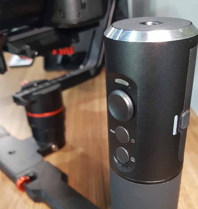 Feiyutech a2000: انطباعاتنا عن مثبت gimbal للكاميرا DSLR 4
