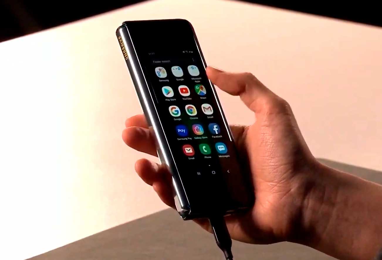 تقدم Samsung ملف Galaxy Fold، هاتفها الذكي القابل للطي ، بتكلفة 1980 دولارًا أمريكيًا 2