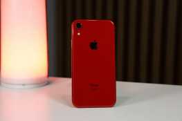 مراجعة iPhone XR: من المحتمل أن يكون الخيار الأفضل بين أجهزة iPhone 2018 8
