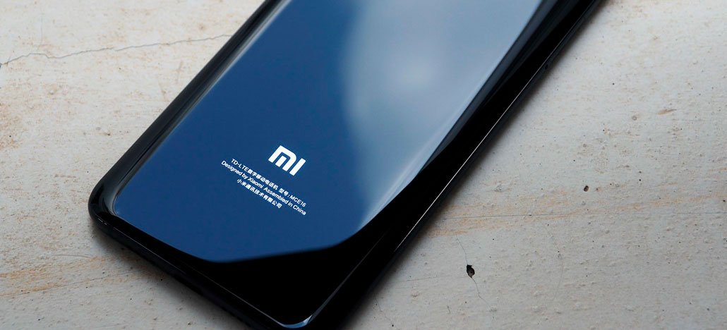 Imagens vazadas mostram design do Xiaomi Mi 7 e sugerem leitor de digitais na tela [Rumor]