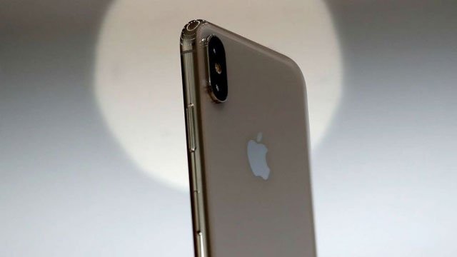 Ladrões roubam mais de 300 iPhone X antes do smartphone chegar às lojas