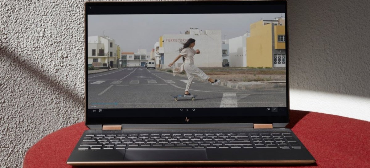 HP anuncia notebook Spectre x360 15 com Core i7 de 10ª geração e tela 4K OLED