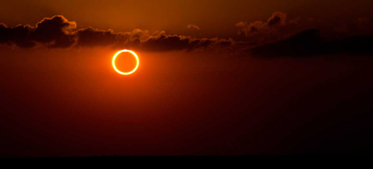 Veja como conferir o primeiro Eclipse Solar de 2020 que aconteceu há poucas horas