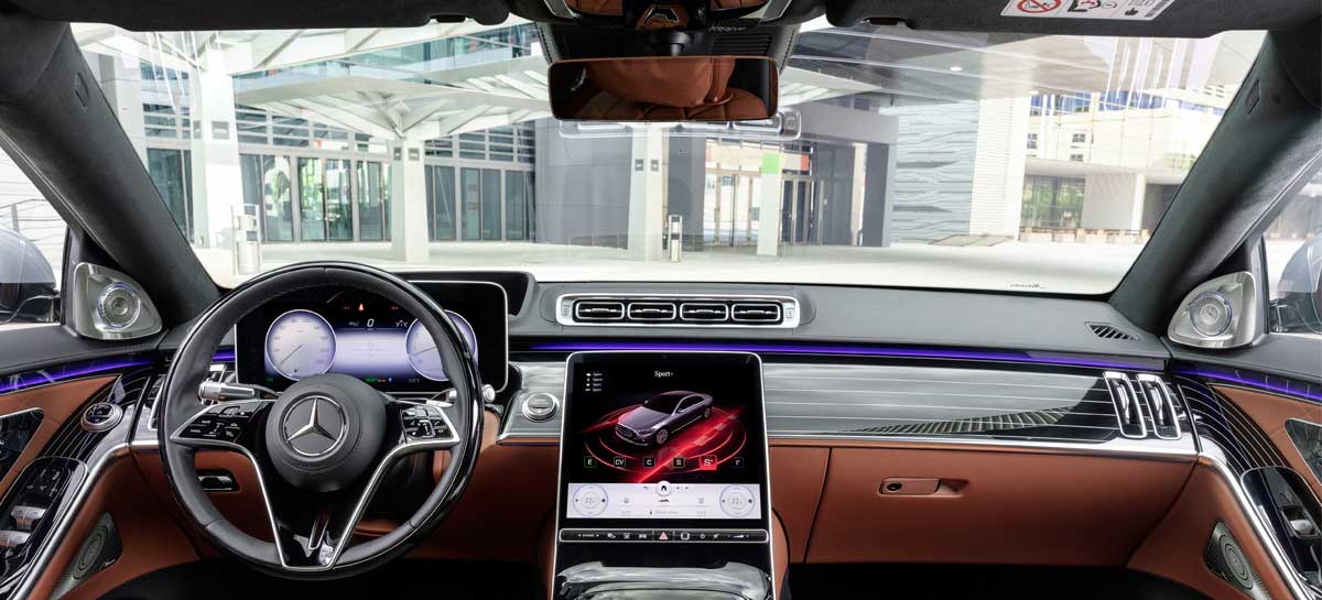 Mercedes apresenta S-Class, seu novo sedã de luxo com IA otimizado pela NVIDIA
