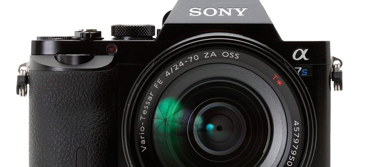 Rumor diz que câmera Sony A7S III será compatível com memórias CFexpress Type A