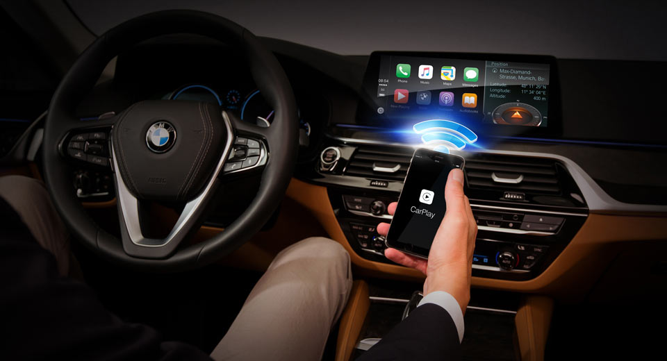 تقوم BMW و Harman بإنشاء نظام سيارات لاسلكي مع Apple كاربلاي 1